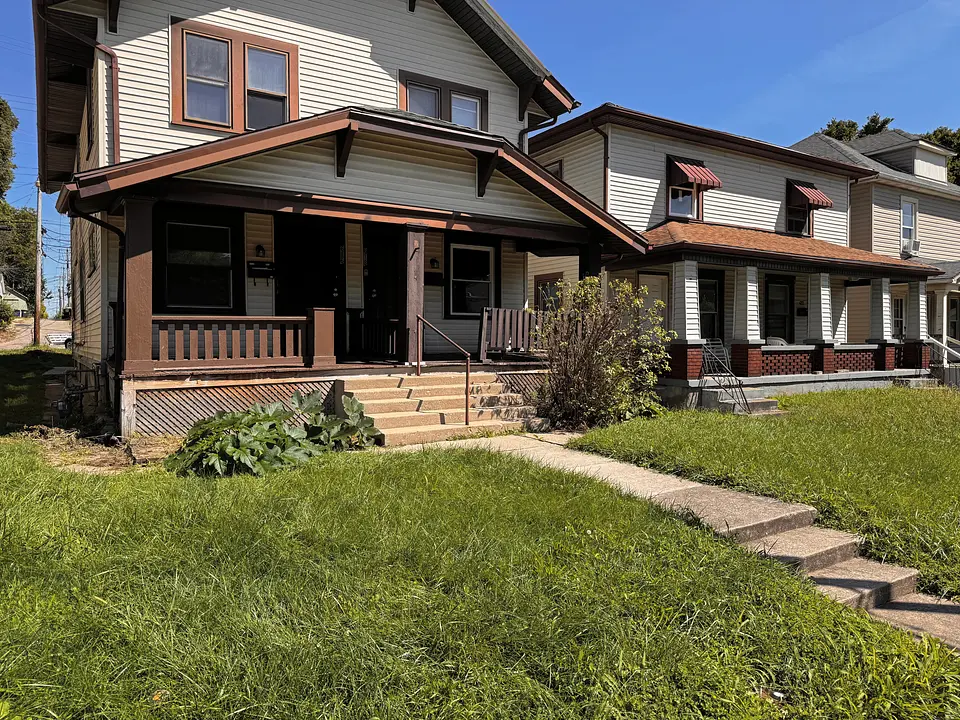 Exterior front at 616 Smithville Rd