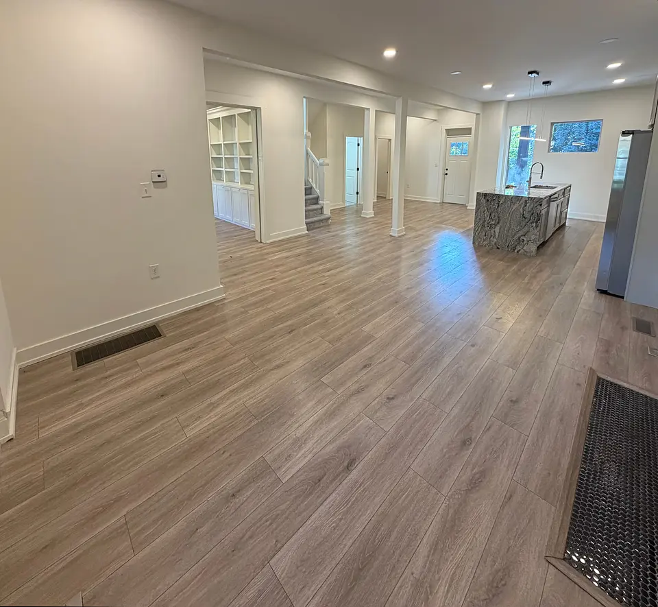 39 Auburn Ave photo 9