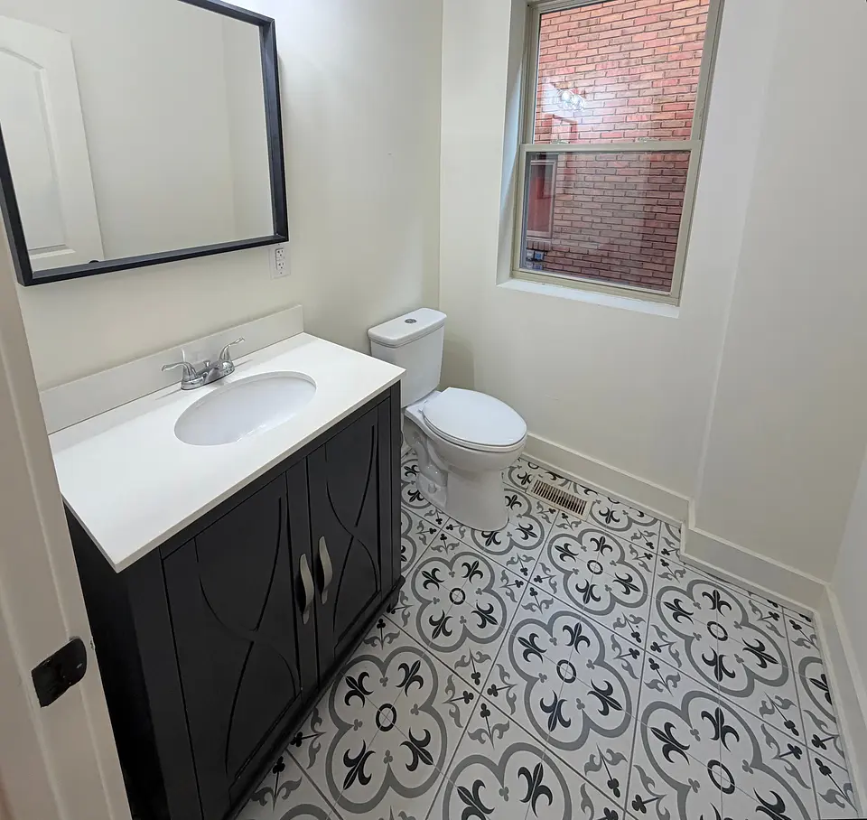 39 Auburn Ave photo 22