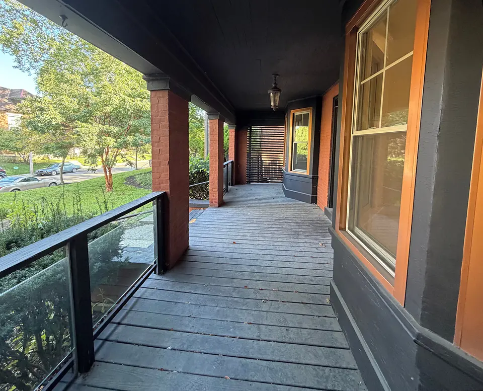 Exterior front at 39 Auburn Ave