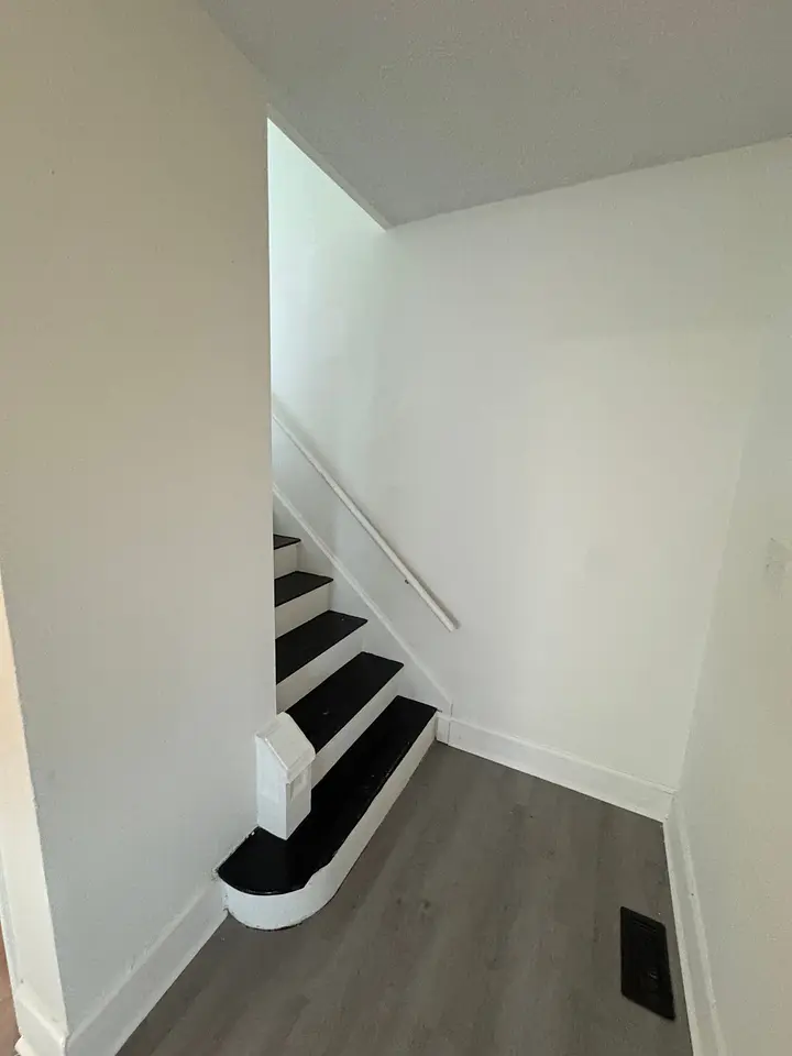 1107 Linden Avenue photo 9
