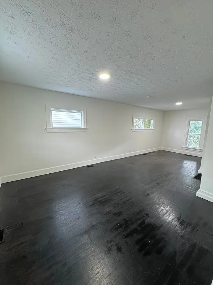 Living room at 1107 Linden Avenue