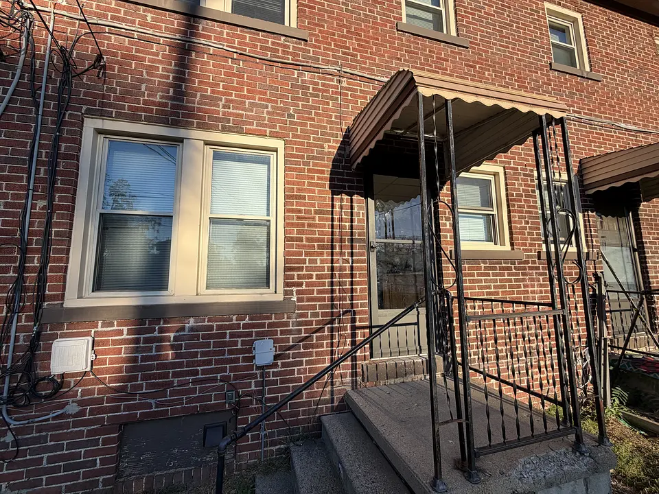 639 Racine Ave photo 16