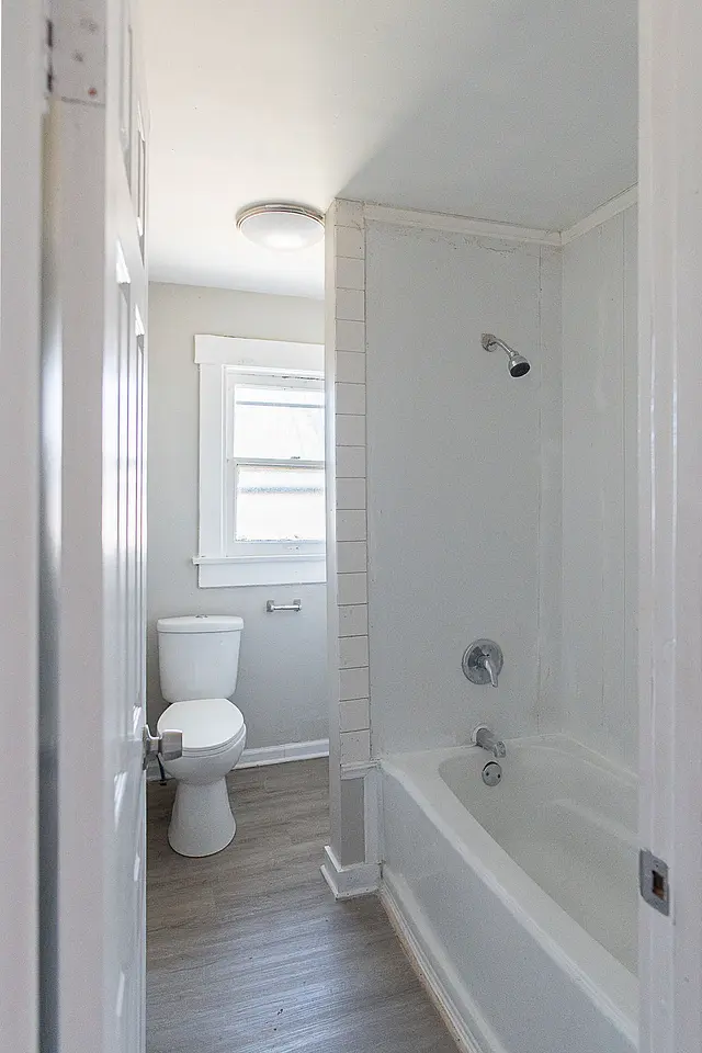 2141 Philadelphia Dr photo 32