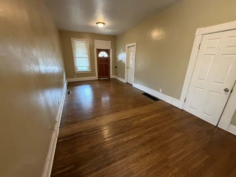 Living room at 1490 Indianola Avenue