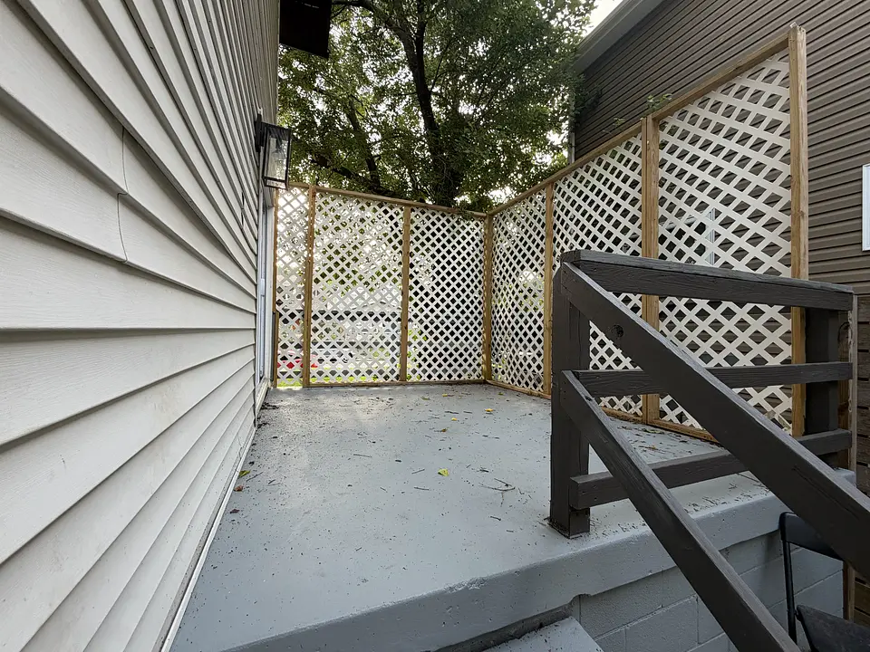 1130 Wilson Ave photo 21