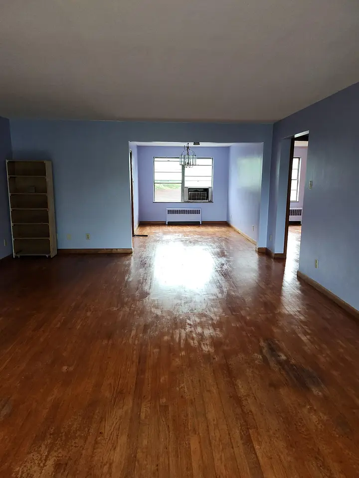 2421 Riverside Dr 2 photo 13