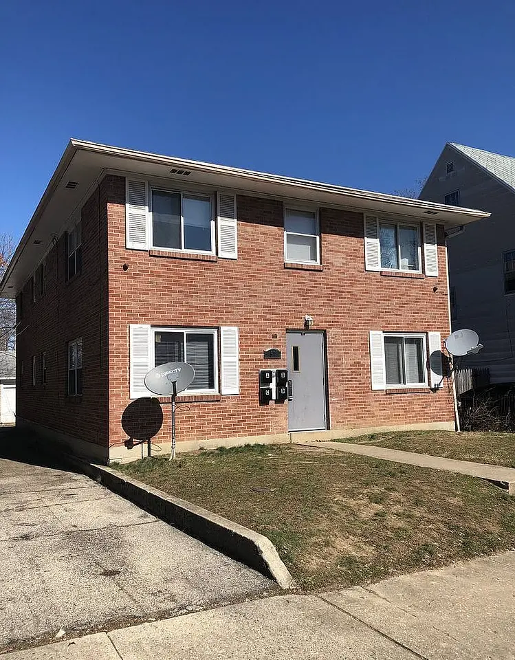 57 Pointview Ave D