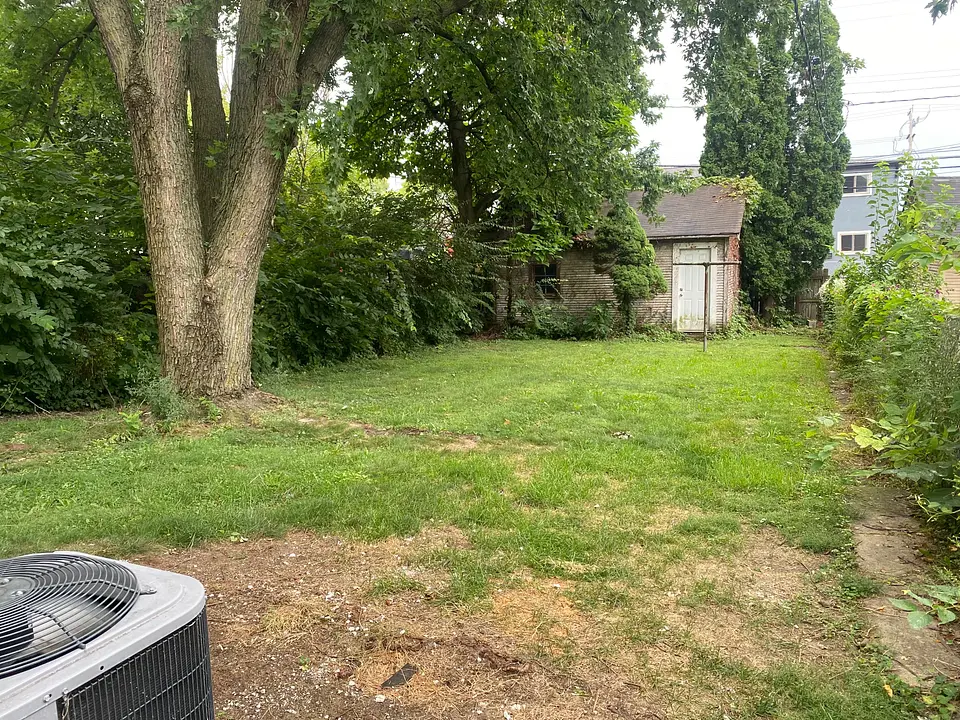 53 Euclid Ave photo 13