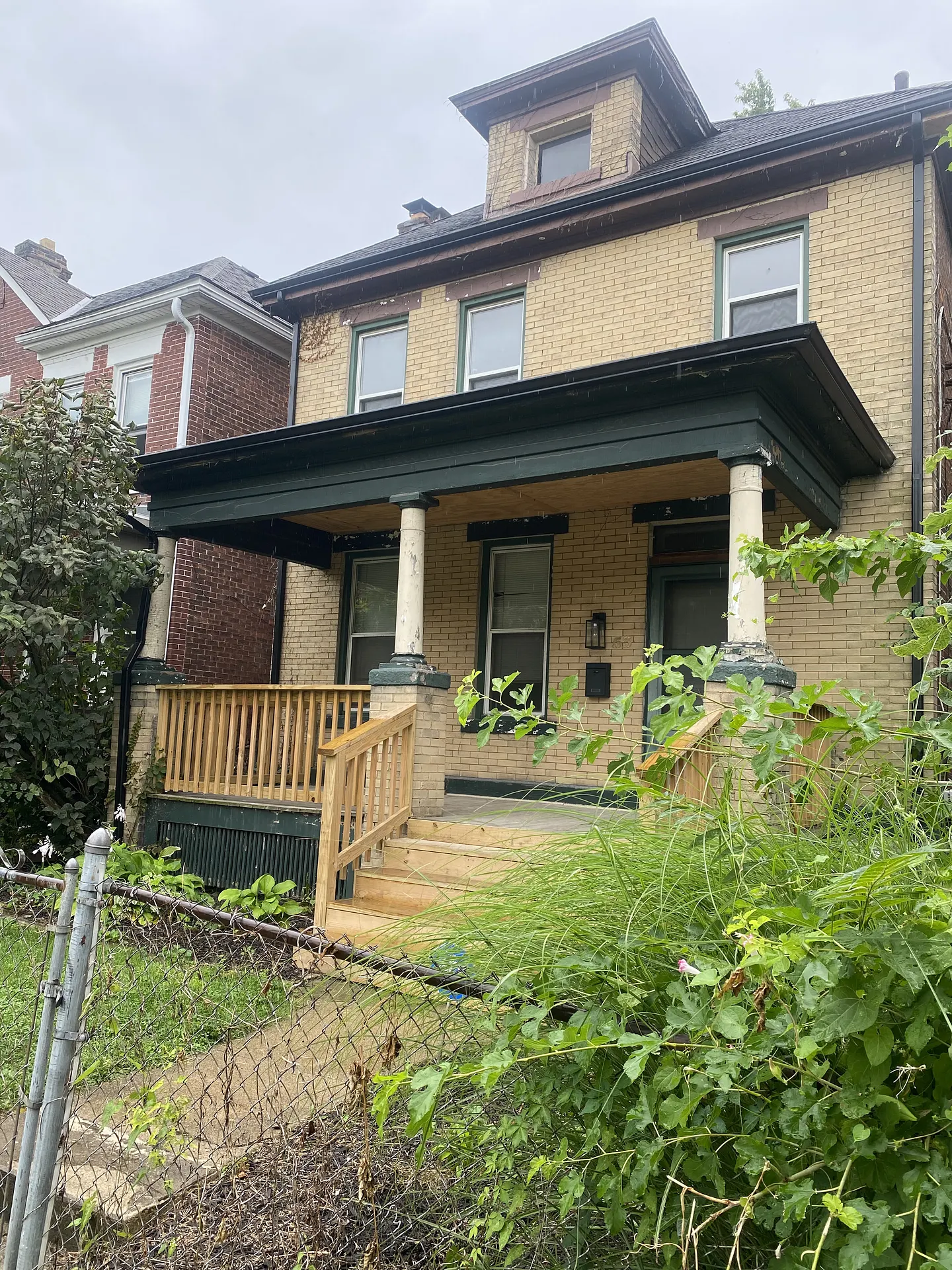53 Euclid Ave photo 1