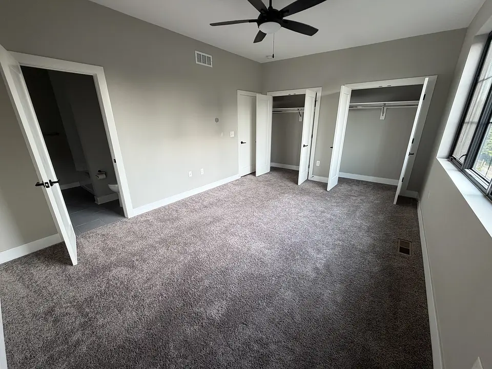357 Loeffler Ave photo 15