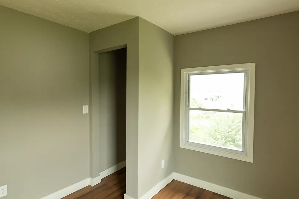429-431 Bolander Ave photo 36