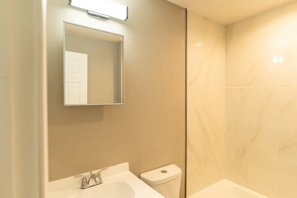429-431 Bolander Ave photo 45