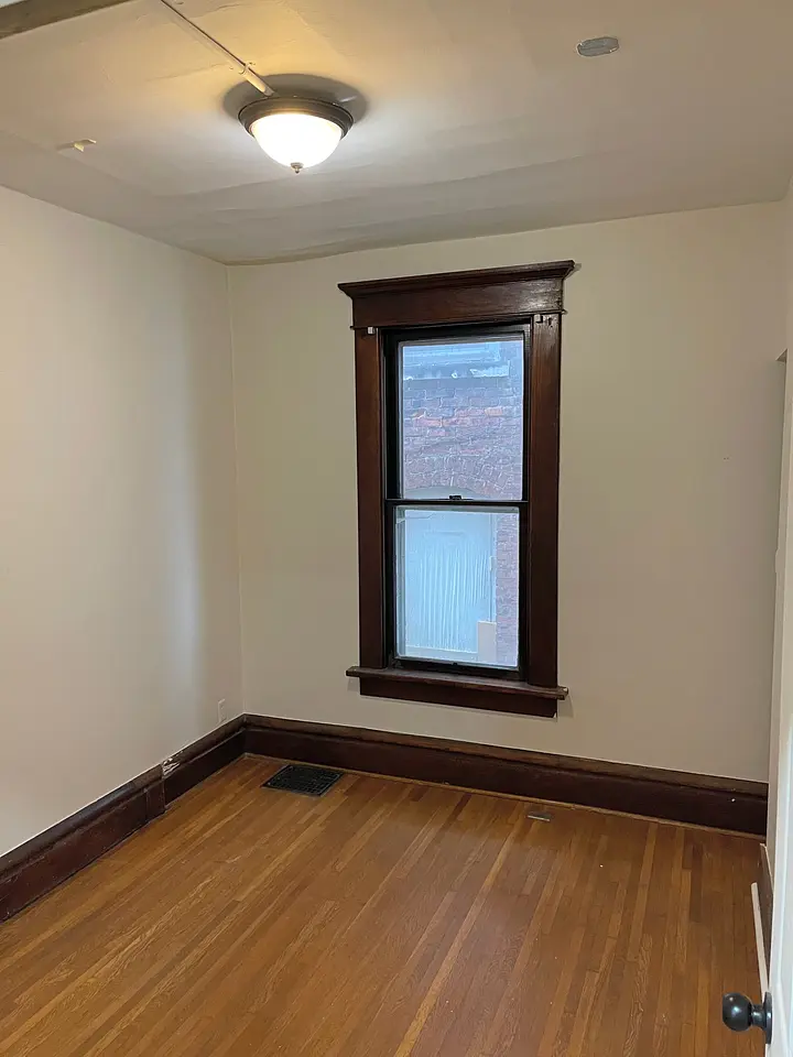53 Euclid Ave photo 7