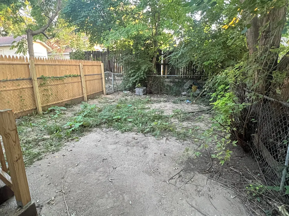 1010-1012 Lorain Avenue photo 27