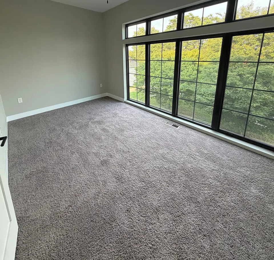 357 Loeffler Ave photo 12