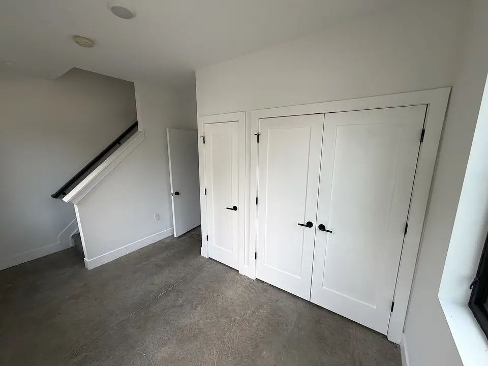 Entry at 351 Loeffler Ave