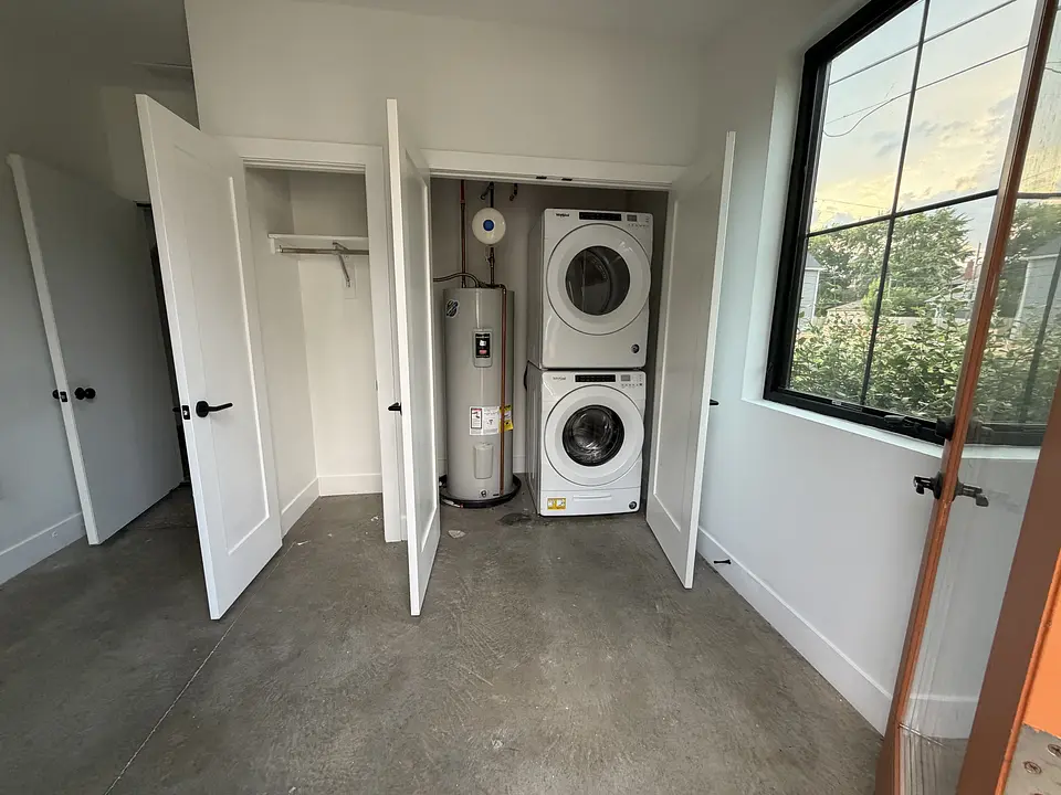 Laundry at 351 Loeffler Ave