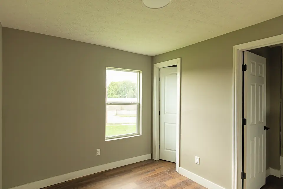 431 Bolander Ave photo 25