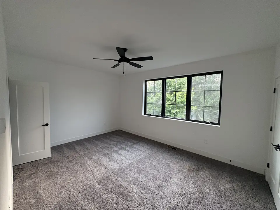351 Loeffler Ave photo 13