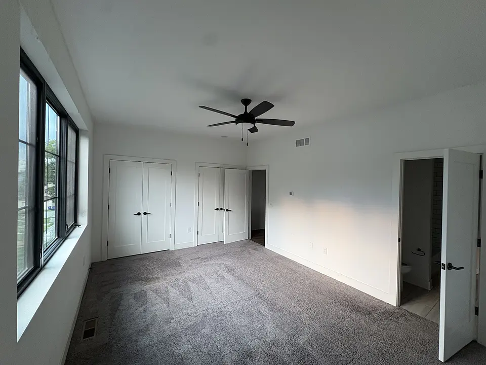 351 Loeffler Ave photo 14