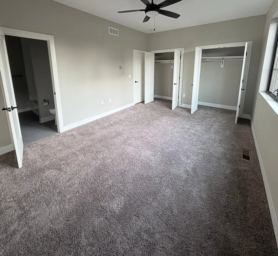 357 Loeffler Ave photo 11