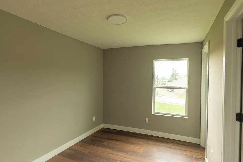 431 Bolander Ave photo 26