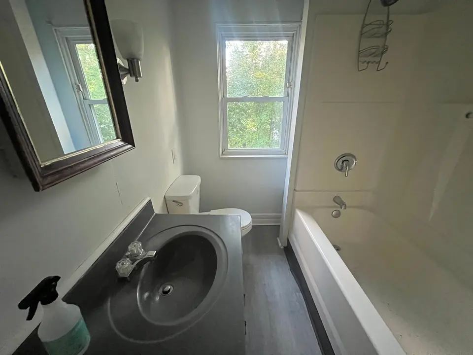 1010-1012 Lorain Avenue photo 18