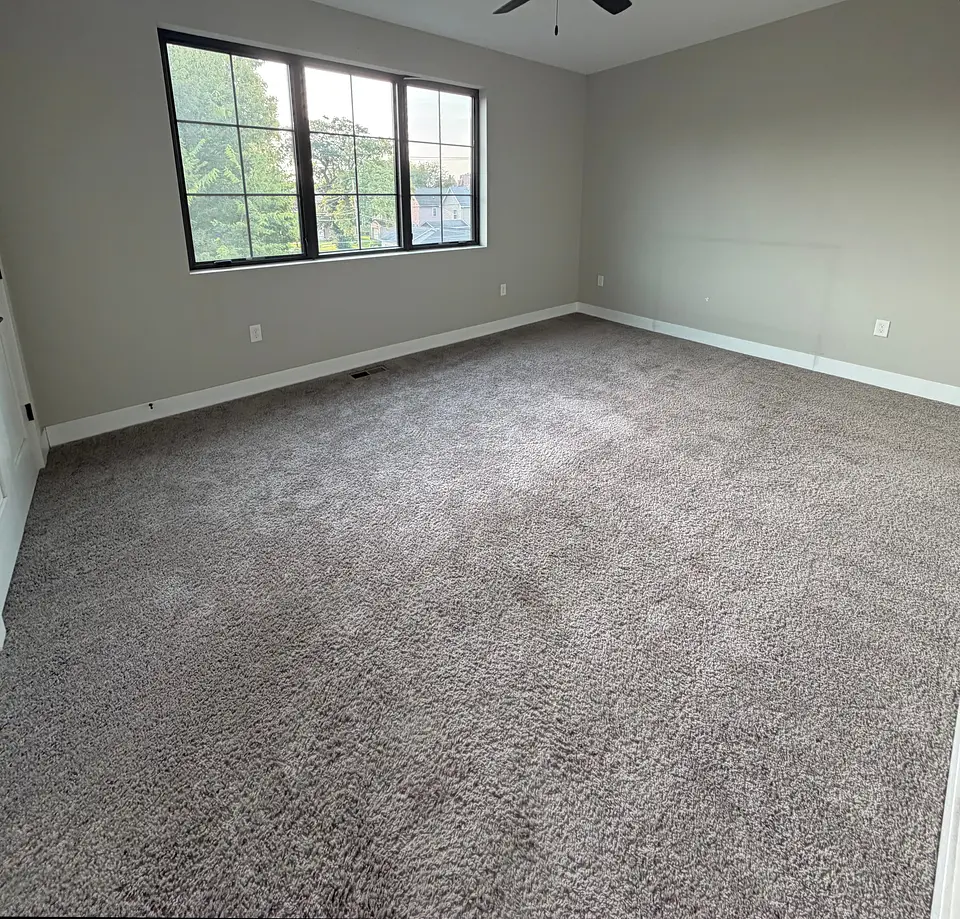 357 Loeffler Ave photo 10