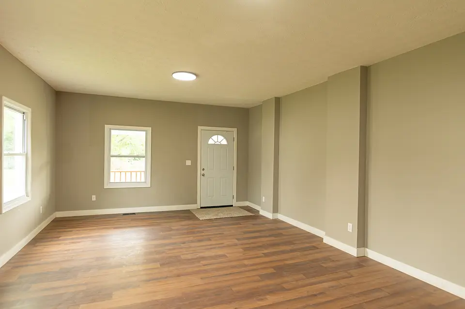 429 Bolander Ave photo 6