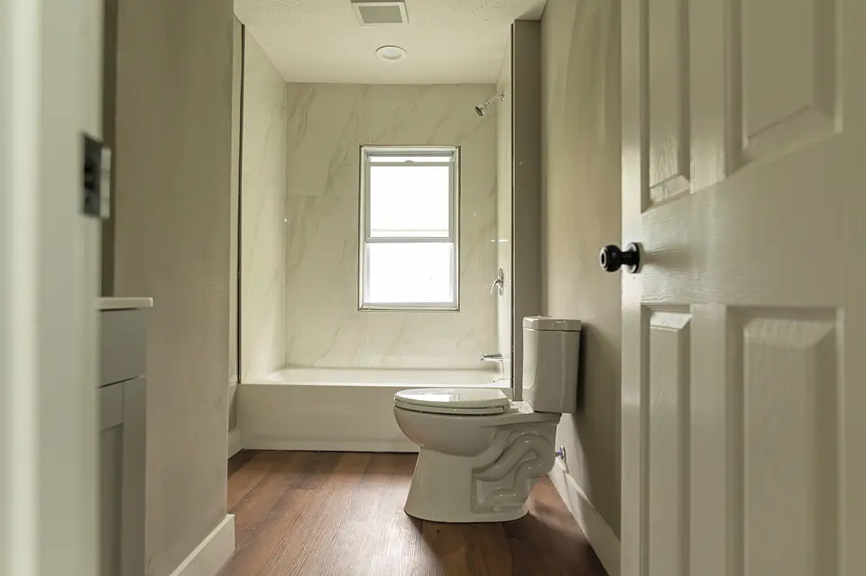 429 Bolander Ave photo 39